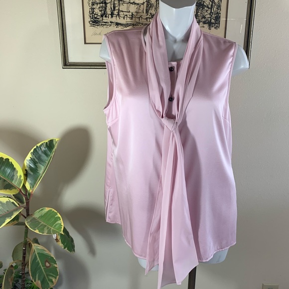 St. John Tops - St. John Boutique 100% Silk Sleeveless Blouse XL
